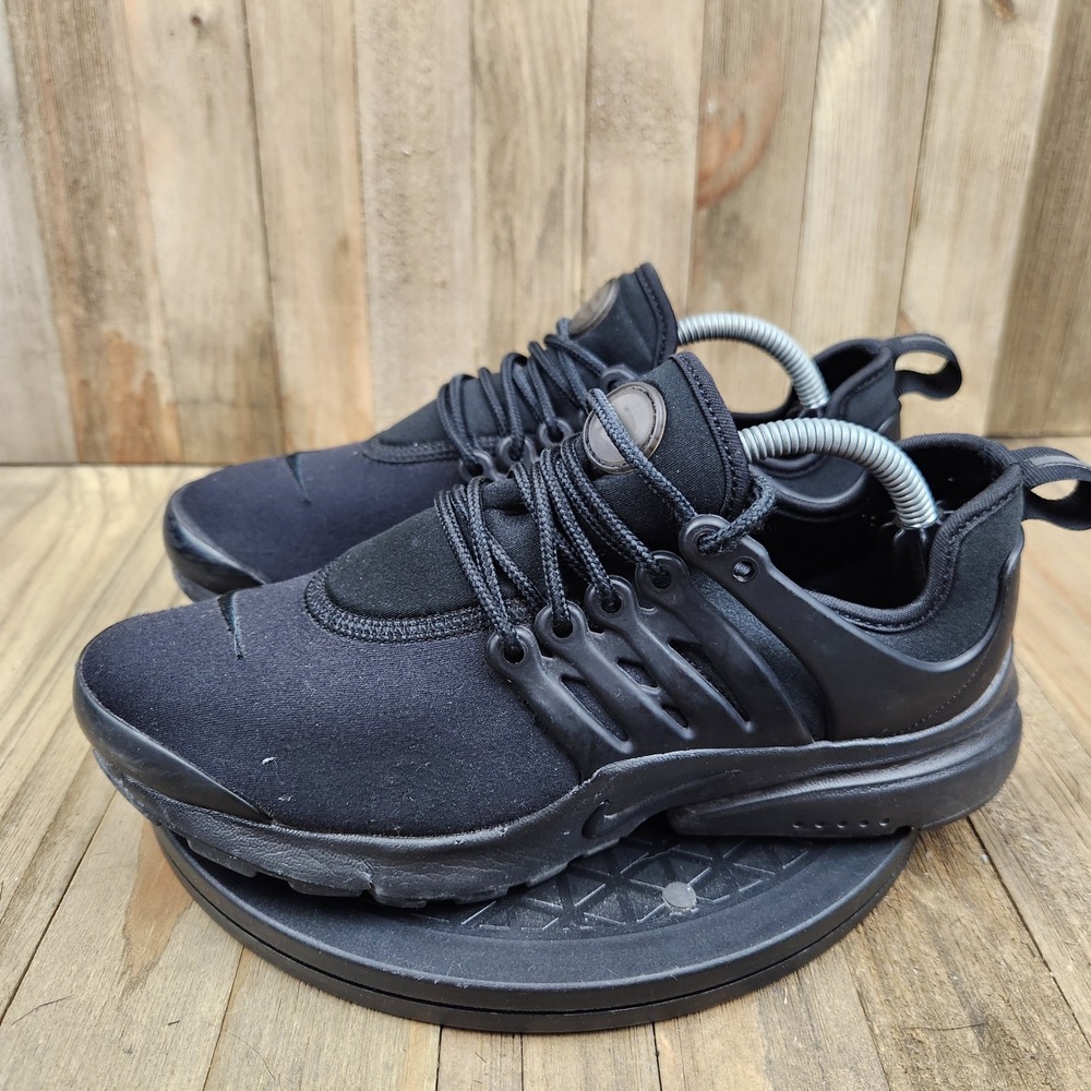 Nike Air Presto Mens 7 / Womens 8.5 Triple Black Athletic Shoes DD1166-001